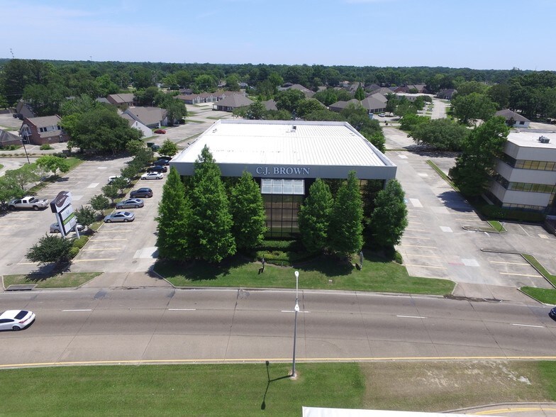 More Photos Of 3029 S Sherwood Forest Blvd, Baton Rouge Loft Creative Space For Lease