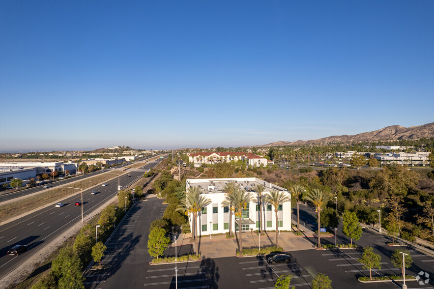 Primary Photo Of 27462 Portola Pky, Foothill Ranch Medical For Sale