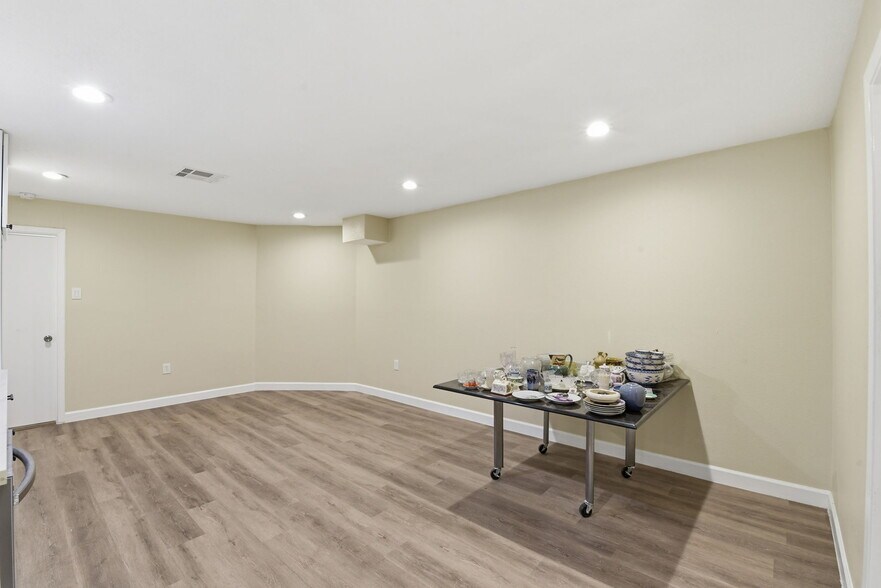 More Photos Of 3911 Fulton St, Houston Religious Facility For Lease