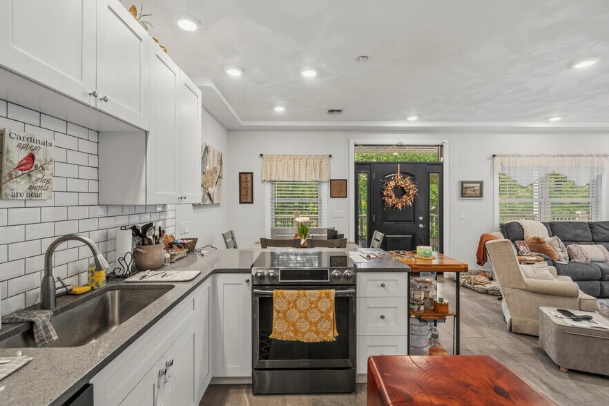 More Photos Of 812 Broad St, Milford Apartments For Sale