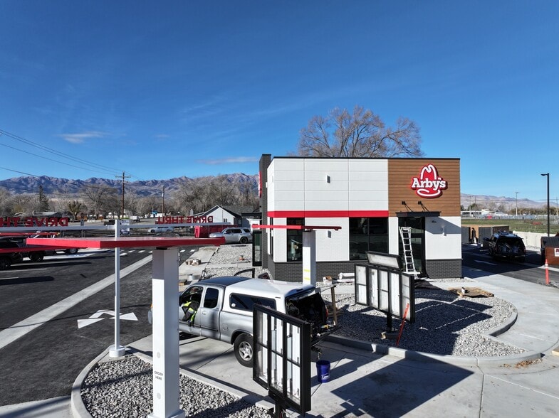 More Photos Of 497 E Main St, Grantsville Fast Food For Sale