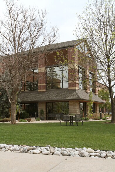 More Photos Of 5200 Hahns Peak Dr, Loveland Medical For Lease