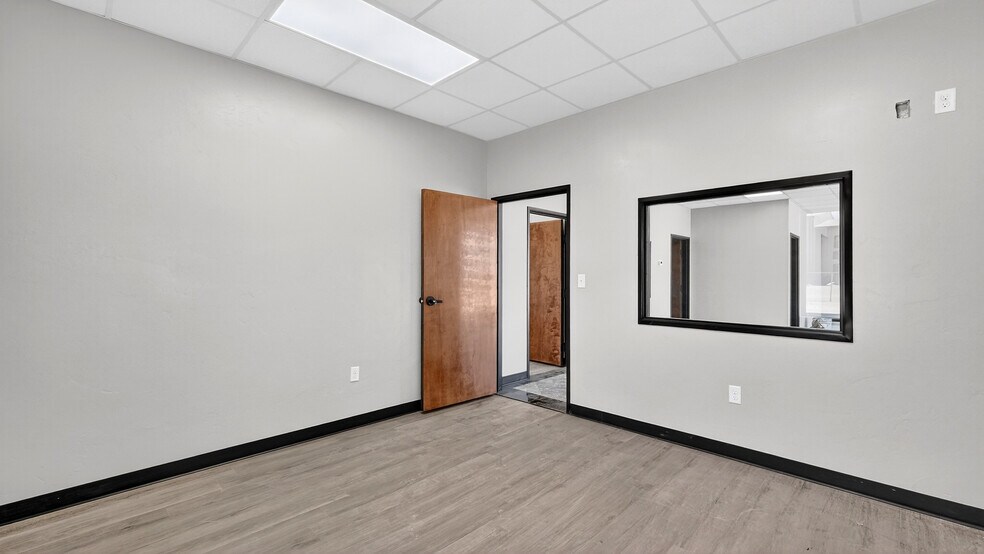 More Photos Of 16510 W Basin St, Odessa Warehouse For Sale
