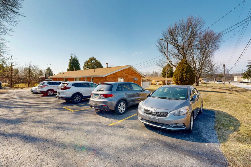 More Photos Of 10-36 Linda St, Tallmadge Apartments For Sale