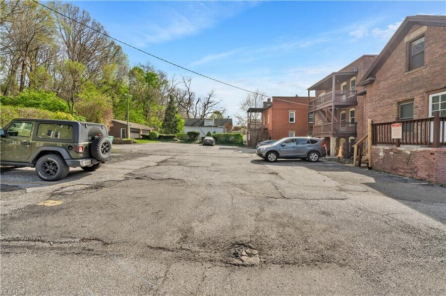 More Photos Of 2197 Murray Hill Rd, Cleveland Storefront Retail Residential For Sale