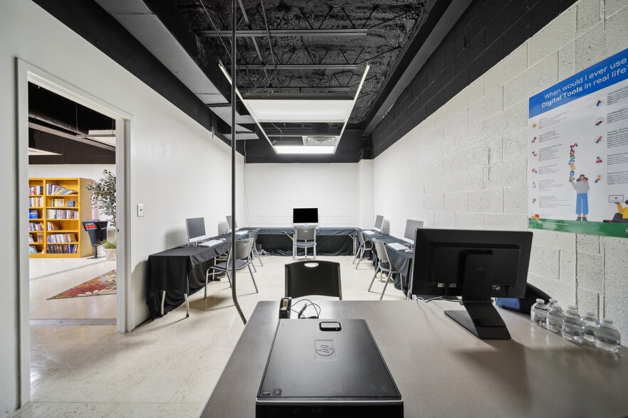 More Photos Of 1203 S Columbia Ave, Tulsa Religious Facility For Sale