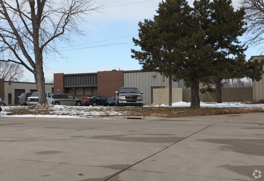 More Photos Of 536 NW Tyler Ct, Topeka Warehouse For Lease