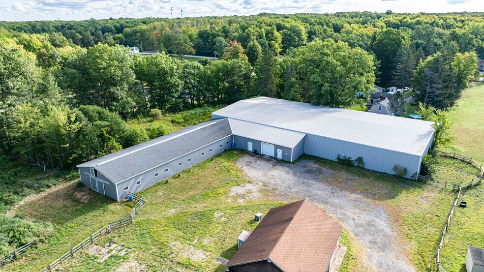 More Photos Of 6600 Vrooman Rd, Painesville Horse Stables For Sale