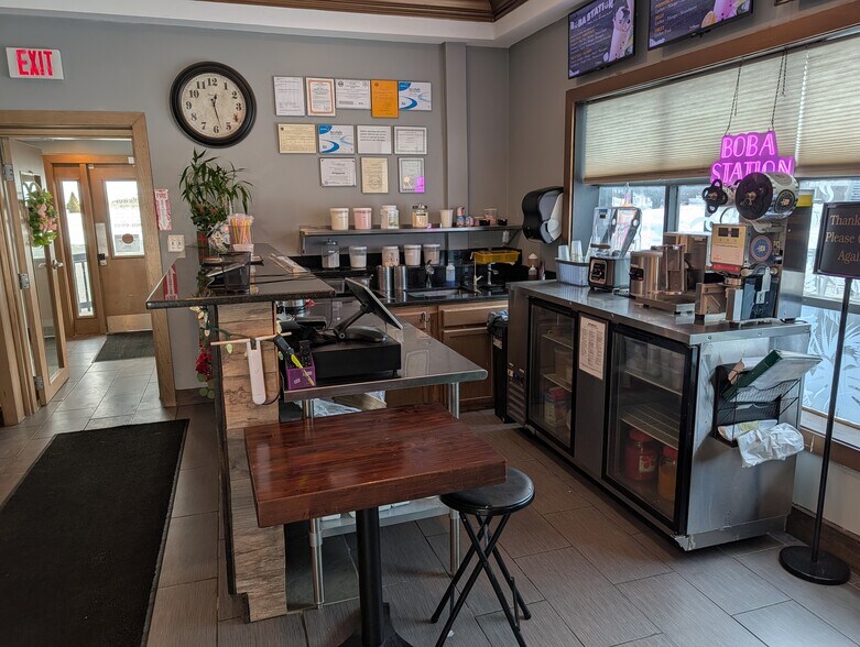 More Photos Of 1062 Main St, Holden Restaurant For Sale