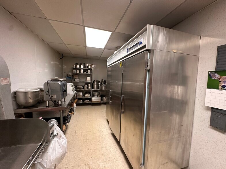 More Photos Of 807 Susie St, Diamondville Specialty For Sale