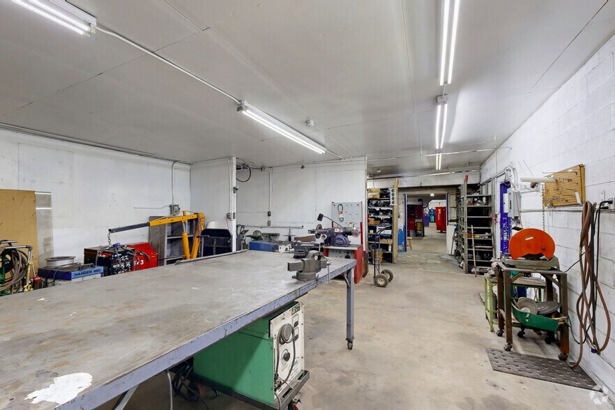 More Photos Of 2755 W Hampden Ave, Englewood Industrial For Sale
