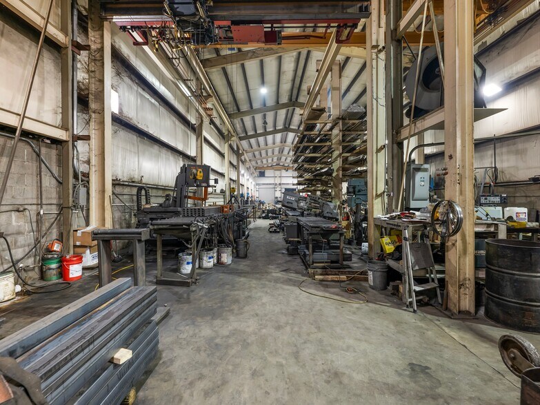 More Photos Of 1205 Industrial Blvd, Gainesville Warehouse For Sale