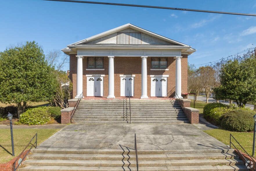 More Photos Of 201 S 8th St, Gadsden Religious Facility For Sale