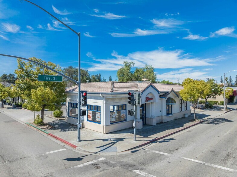 Primary Photo Of 1593 1st St, Livermore Fast Food For Lease