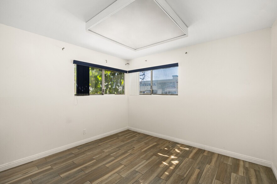 More Photos Of 620 S Euclid St, Anaheim Office For Sale