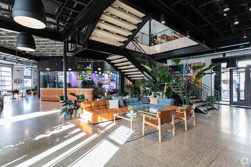 More Photos Of 412 W Rivers Edge Dr, Provo Coworking Space