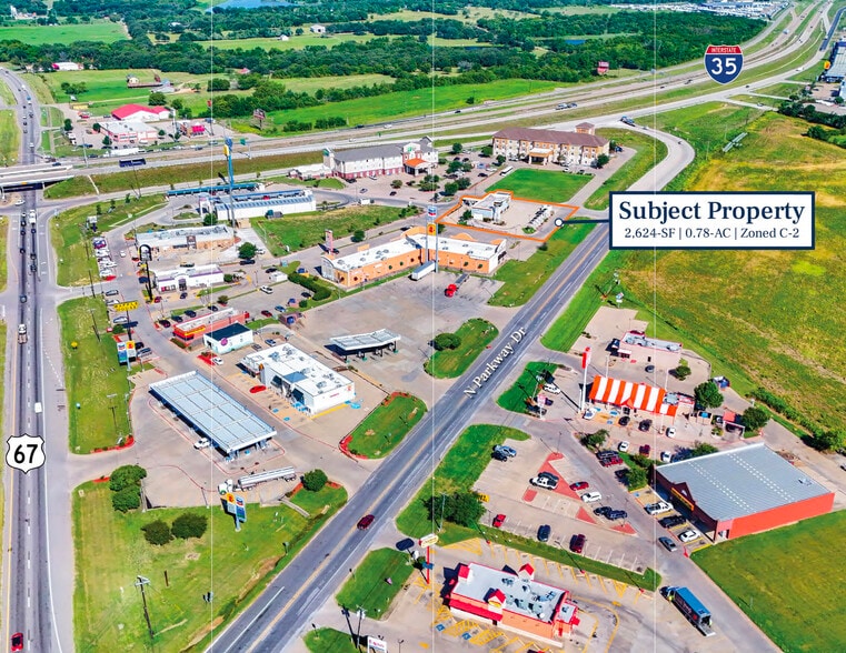 More Photos Of 805 N Parkway Dr, Alvarado Carwash For Sale