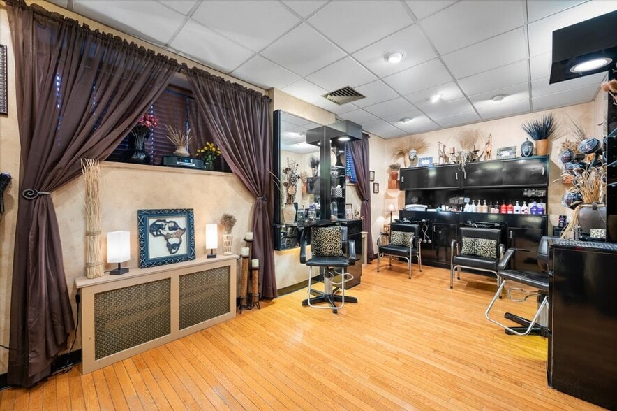 More Photos Of 388 Westchester Ave, Port Chester Apartments For Sale