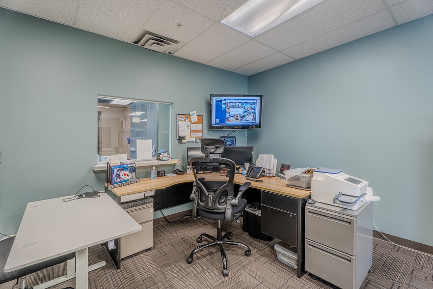 More Photos Of , Buffalo Office For Sale