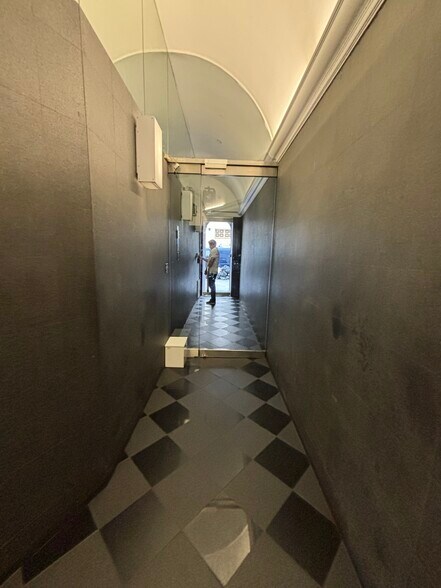 More Photos Of 433 Fifth Ave, New York Office For Lease