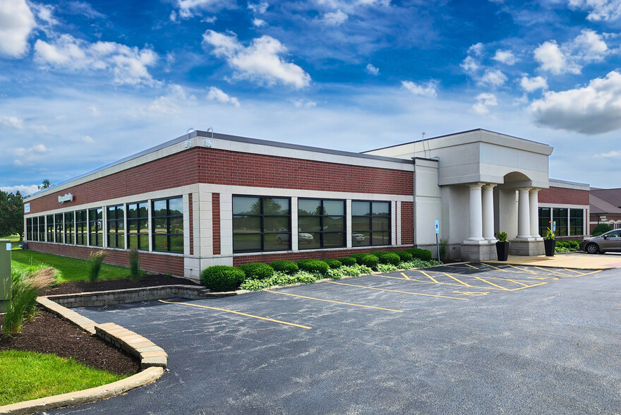 Primary Photo Of 2126 N Perryville Rd, Rockford Medical For Lease