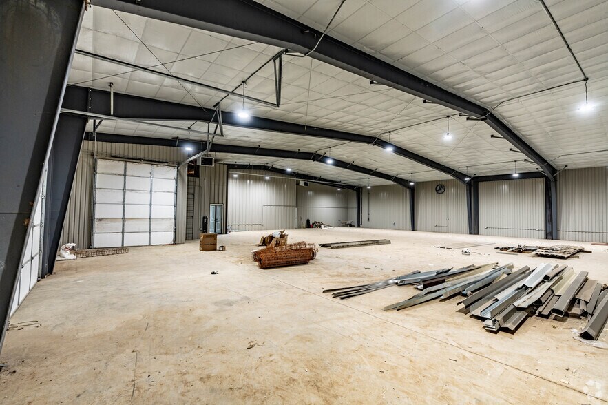 More Photos Of 5824 New Nashville Hwy, Murfreesboro Warehouse For Sale