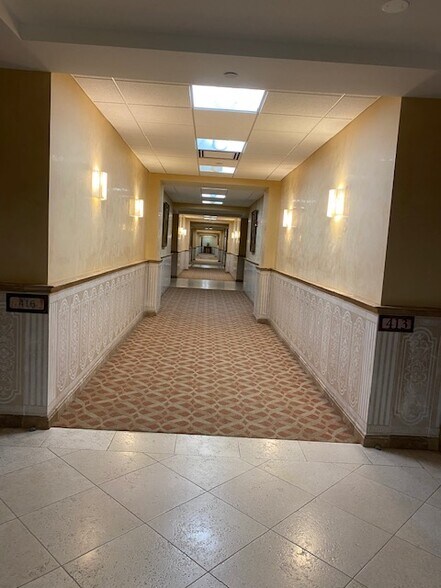 More Photos Of 2295 S Hiawassee Rd, Orlando Office For Sale