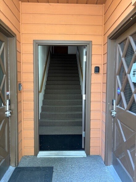 More Photos Of 24461 Welches Rd, Welches Medical For Lease