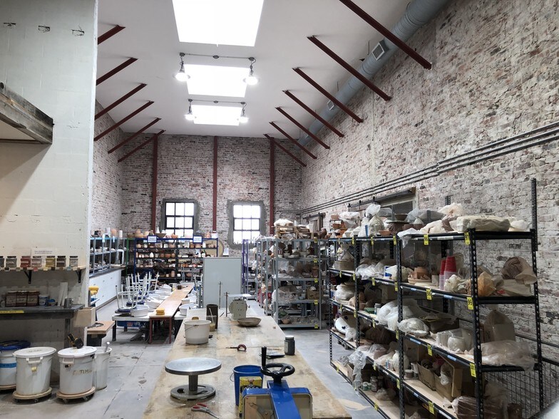 More Photos Of 1616-1618 Pacific Ave, San Francisco Office Residential For Lease