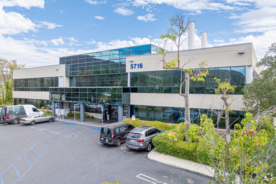 Primary Photo Of 5716 Corsa Ave, Westlake Village Office For Lease