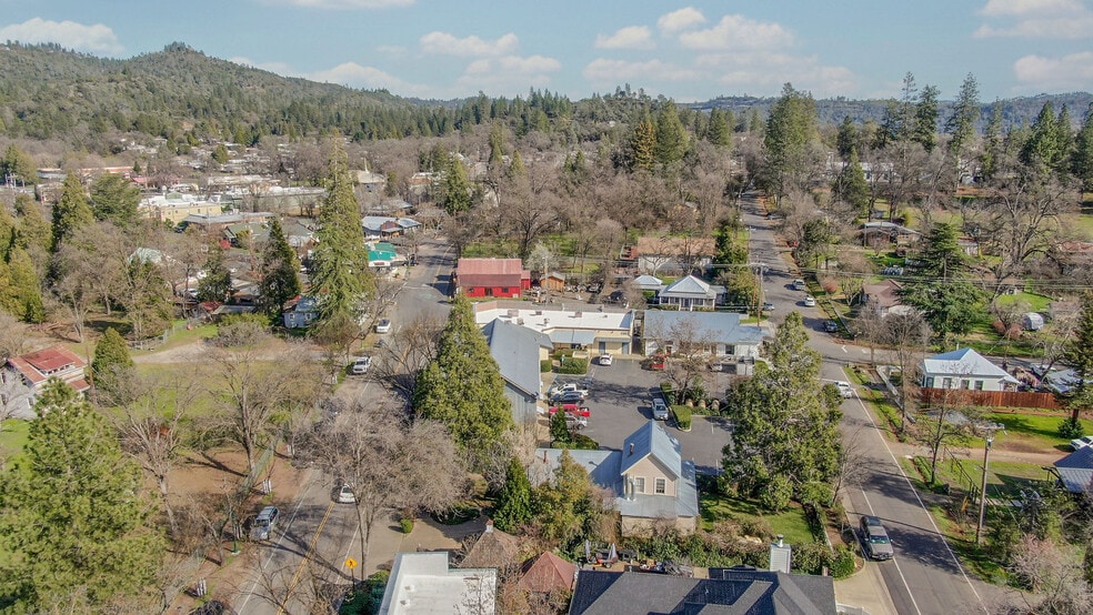 More Photos Of 191 Main St, Murphys General Retail For Sale