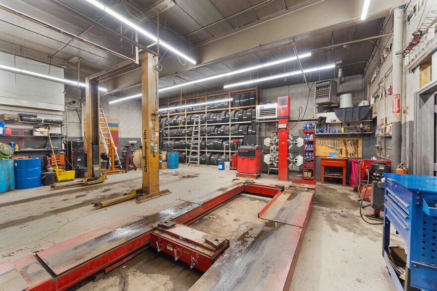 More Photos Of 1791 Elmwood Ave, Warwick Freestanding For Sale