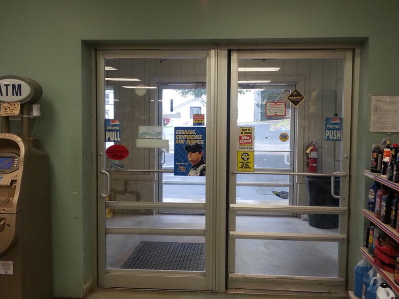 More Photos Of 187 N Main St, Oriskany Falls Convenience Store For Sale