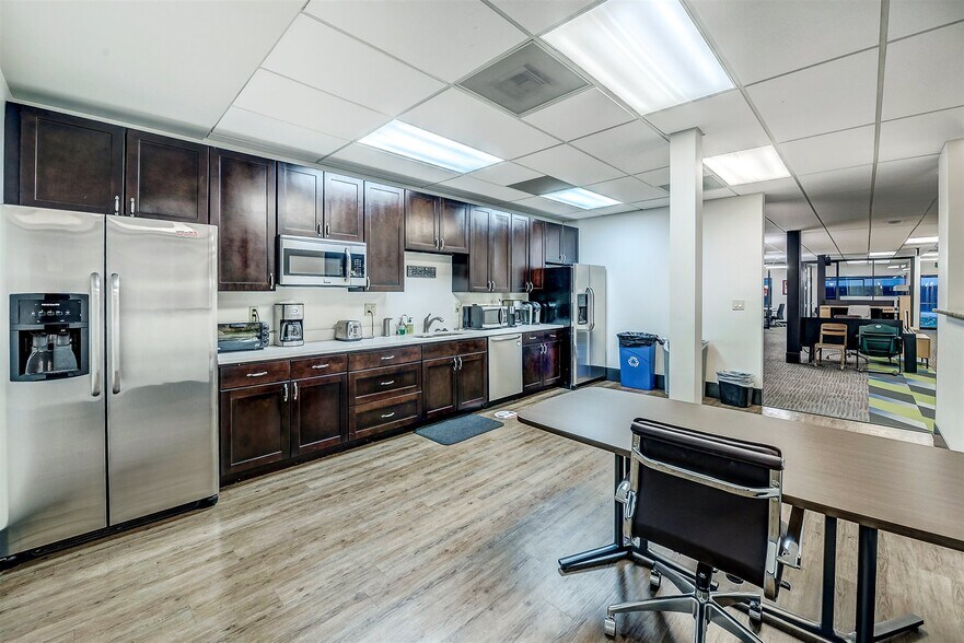 More Photos Of 6120 Greenwood Plaza Blvd, Greenwood Village Office For Sale