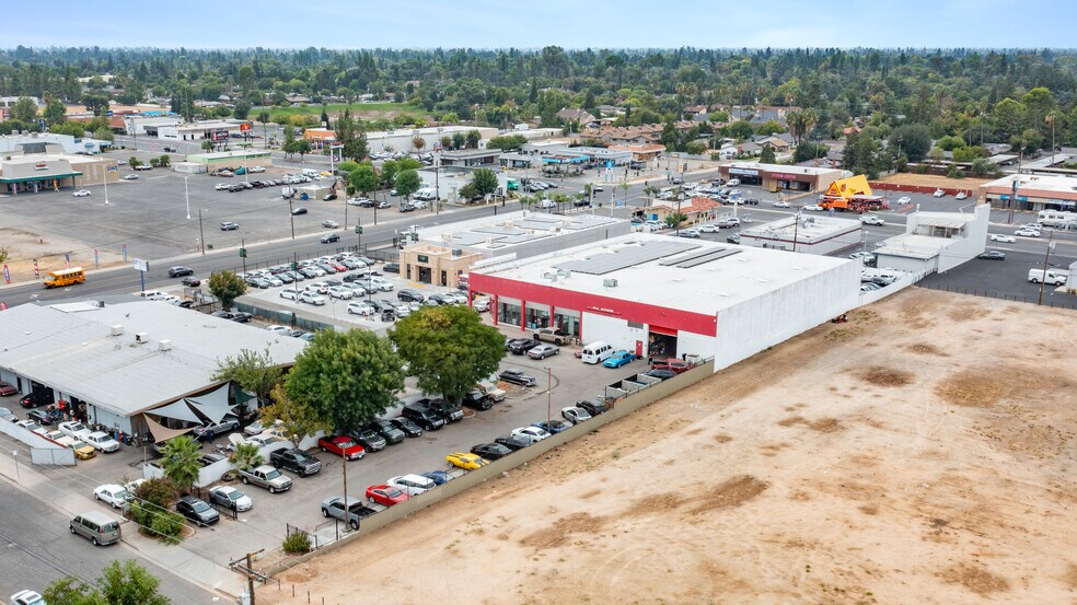 More Photos Of 1821-1825 E Gettysburg Ave, Fresno Service For Lease