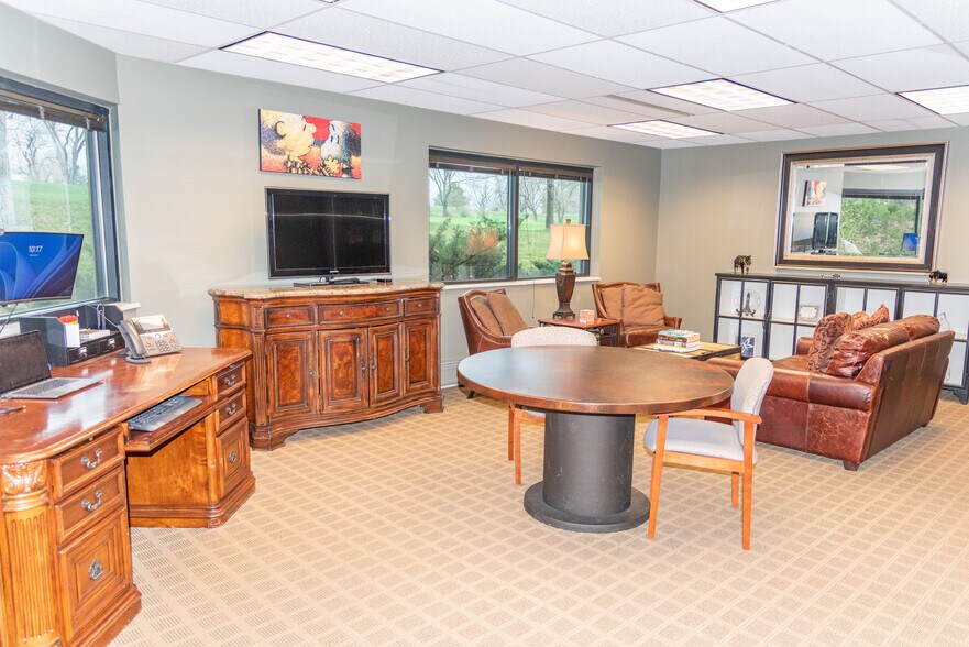 More Photos Of 16 Inverness Pl E, Englewood Office For Sale