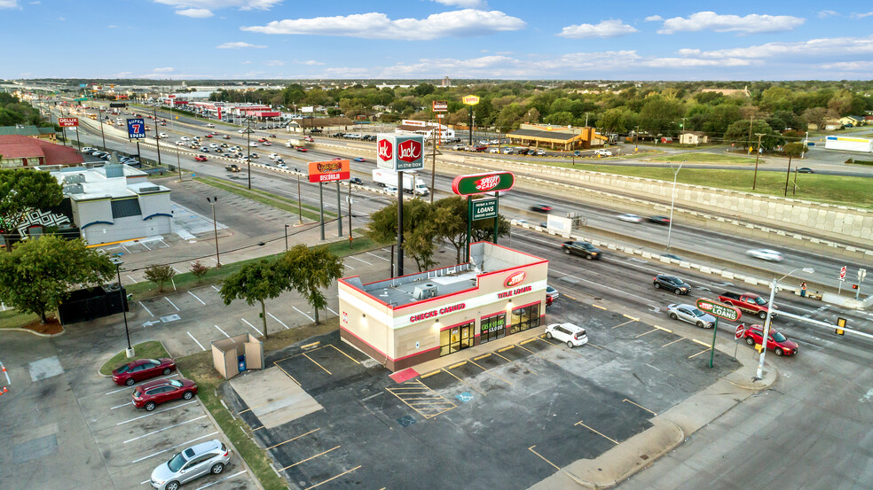 Primary Photo Of 800 E Seminary Dr, Fort Worth Storefront For Sale