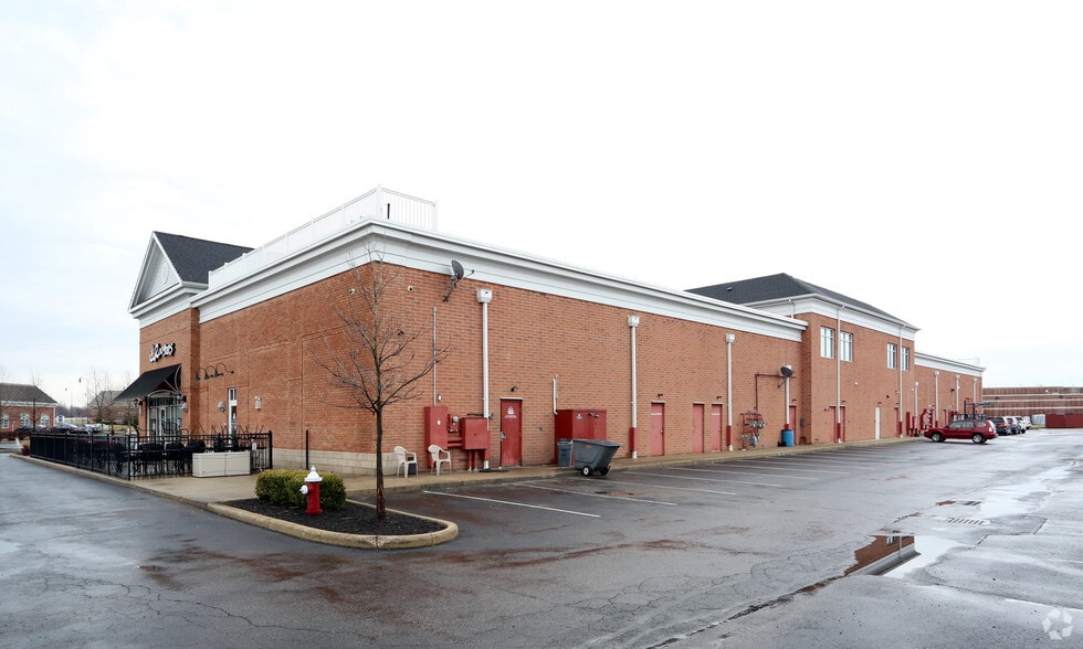 More Photos Of 5477-5511 New Albany Rd W, New Albany General Retail For Lease