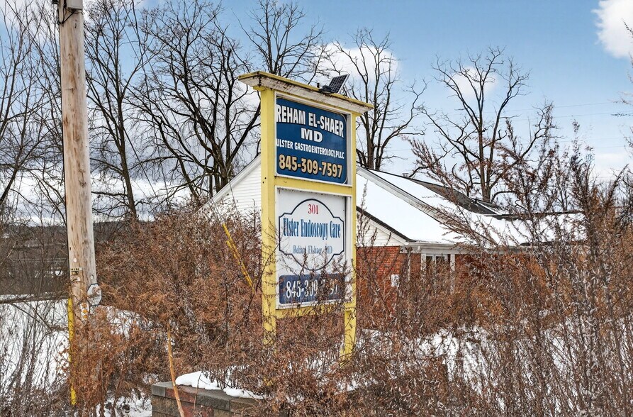 More Photos Of 301 Hurley Ave, Kingston Office For Sale