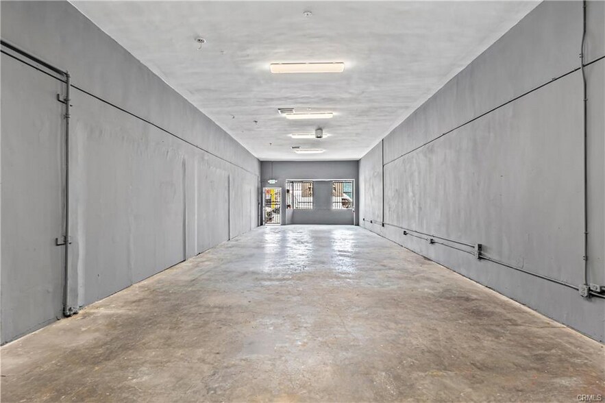 More Photos Of 6412 Whittier Blvd, East Los Angeles Storefront Retail Residential For Sale