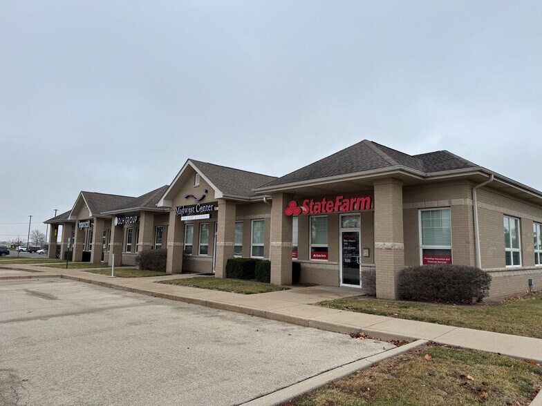 Primary Photo Of 1448-1458 Sycamore Rd, Yorkville Office For Lease
