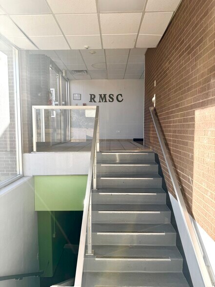 More Photos Of 5920 McIntyre St, Golden Flex For Sale