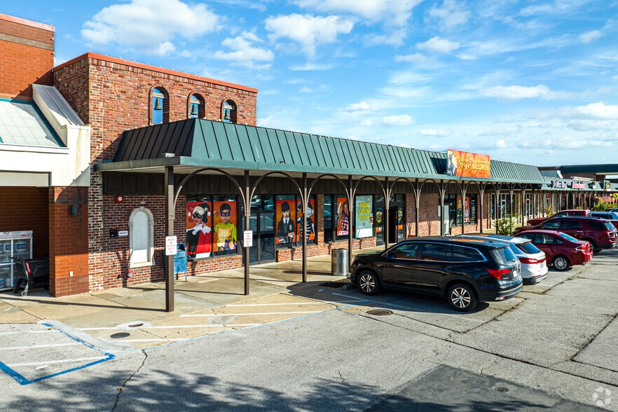 More Photos Of 1400 Forum Blvd, Columbia Unknown For Lease