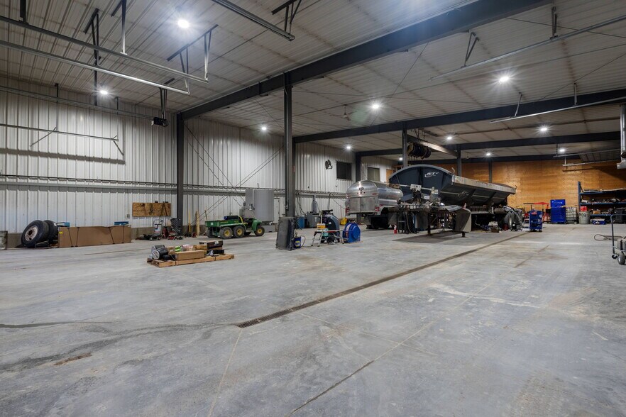 More Photos Of 2765 Fairgrounds Rd, American Falls Distribution For Sale