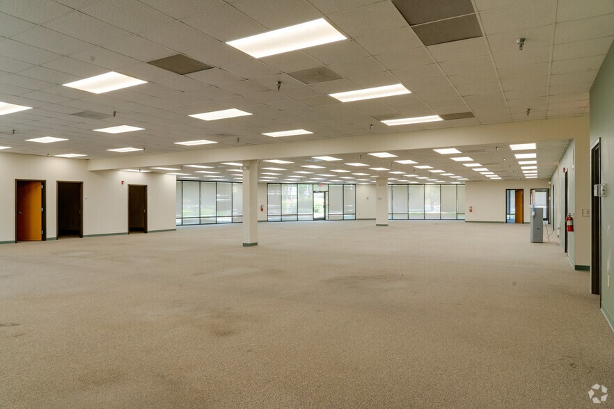 More Photos Of 4101 Capital Blvd, Raleigh Light Distribution For Lease