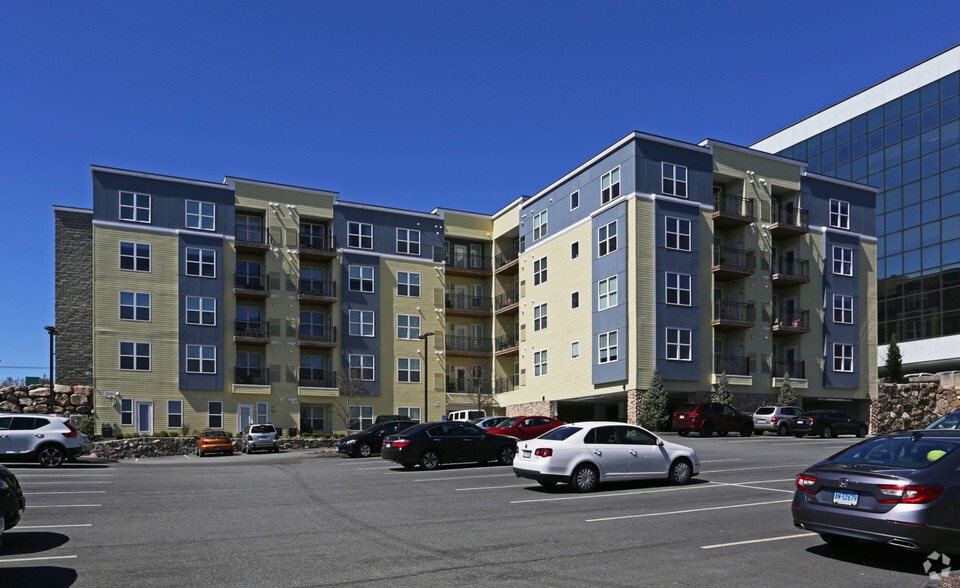 More Photos Of 587 Connecticut Ave, Norwalk Apartments For Sale