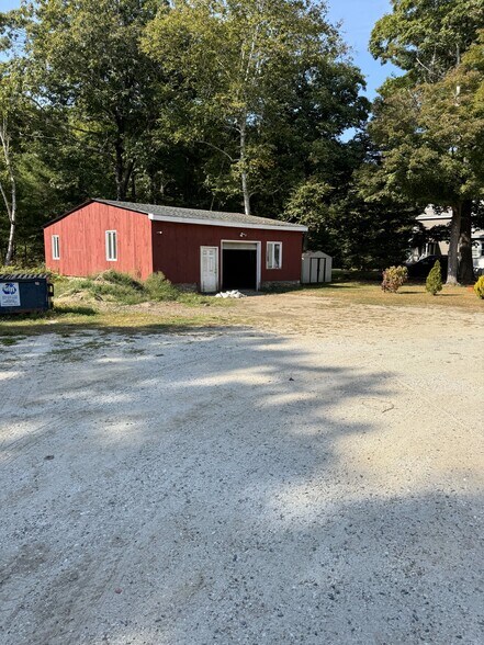 More Photos Of 256 Sebago Rd, Sebago Restaurant For Sale