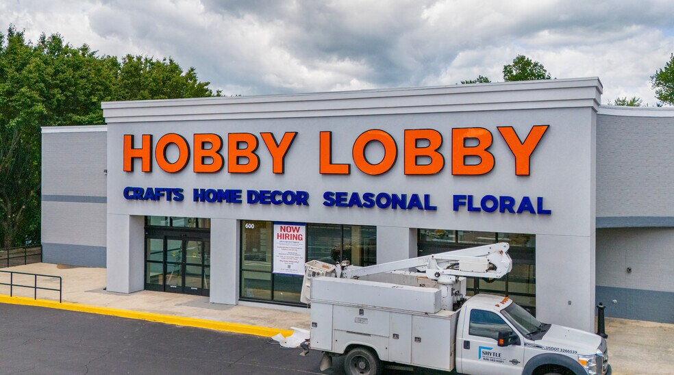 Primary Photo Of 500 N Main St, Marion Unknown For Lease