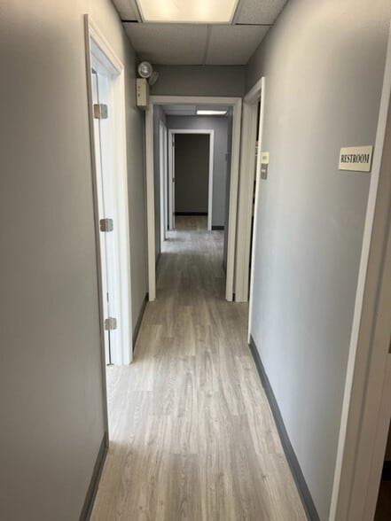 More Photos Of 17 White Horse Pike, Haddon Heights Medical For Sale