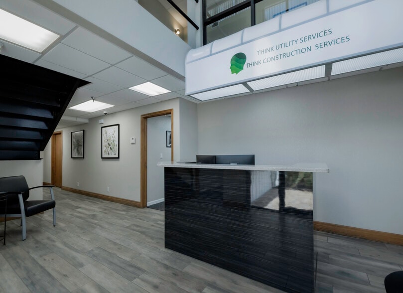 More Photos Of 4677 118th Ave N, Clearwater Manufacturing For Sale